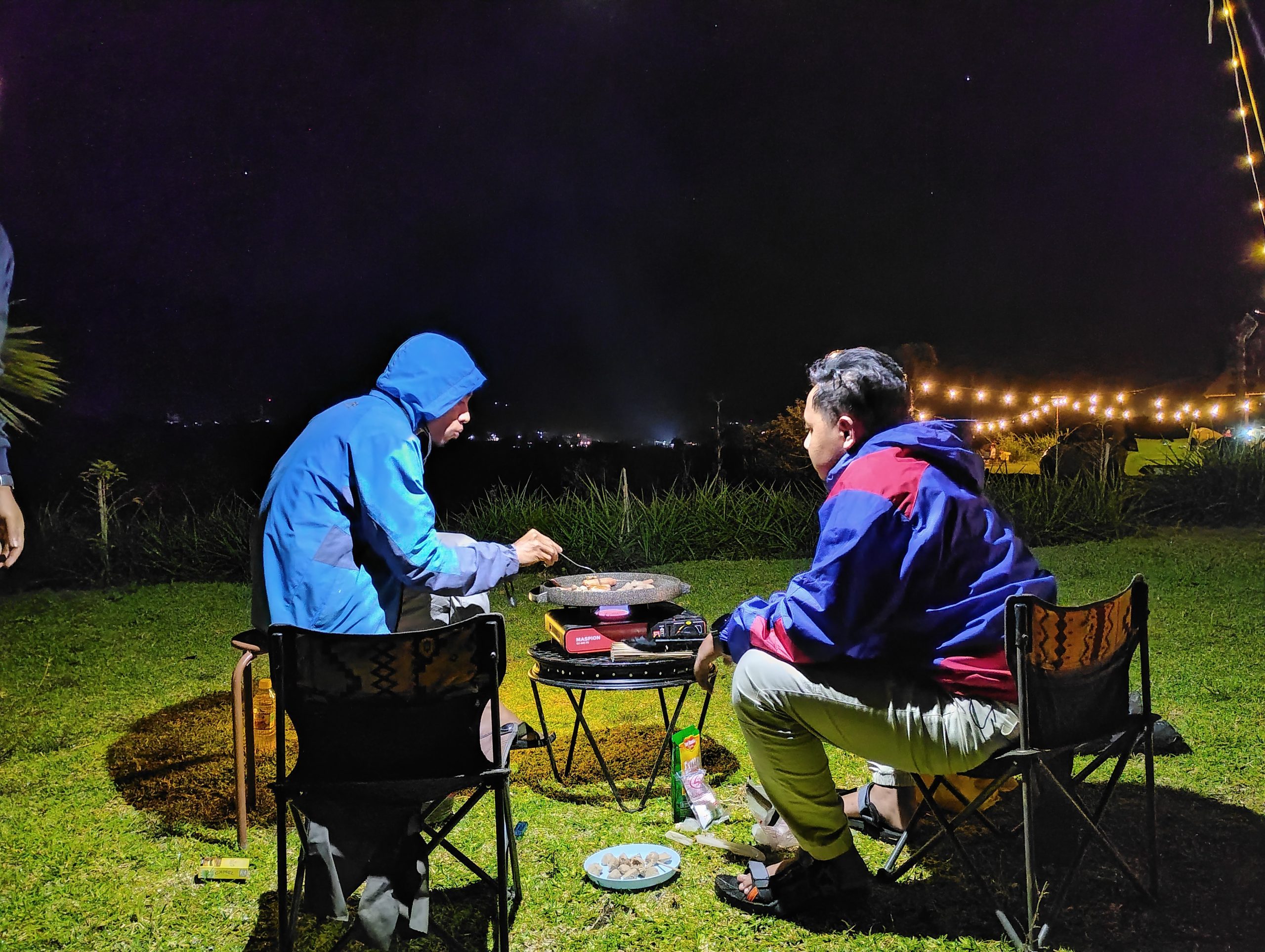 Ngegrill di Villa Sembalun Bale Ody Villa dan Camping Ground