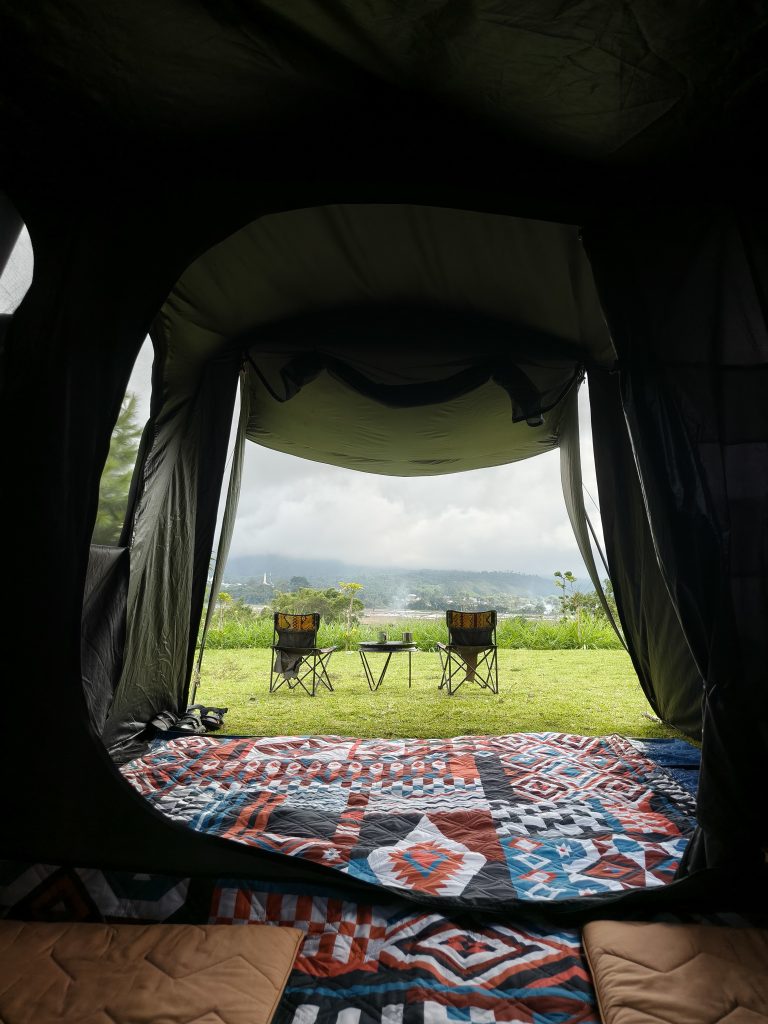 Rinjani dari tenda bale ody villa