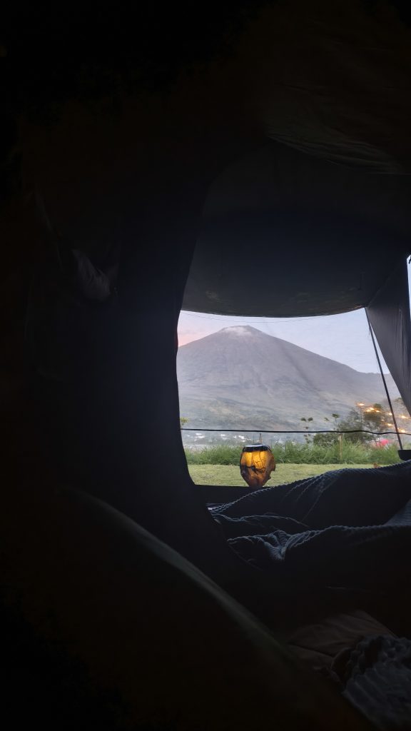 View Rinjani Paket Honeymoon Villa Sembalun Bale Ody Villa dan Camping Ground