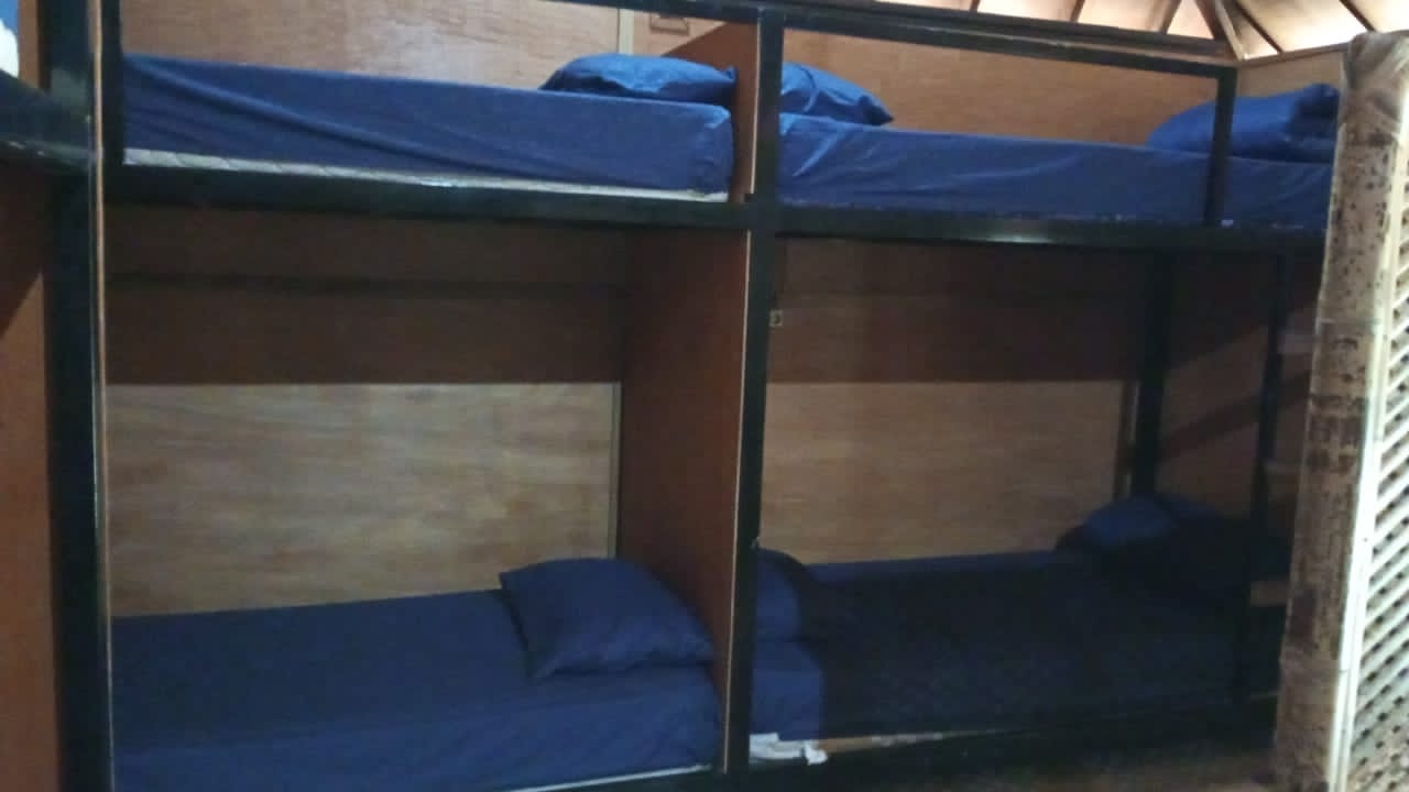Kamar tidur bale sasak
